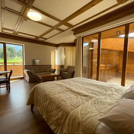 Pirin Golf Mountain View Compass * بانسكو